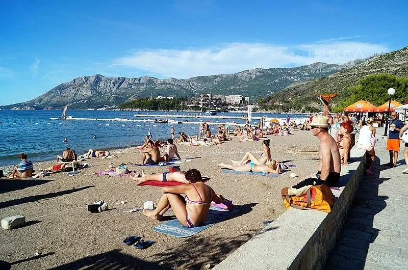 Славенский пляж в Будве