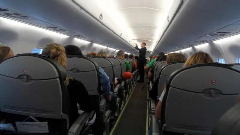 How transport is organized in Montenegro: air travel, buses, taxis, rail links 1 Авиаперелет в Черногорию