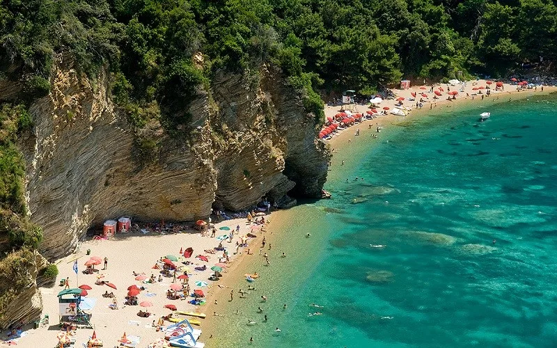 How to organize an independent vacation in Budva 4 plashi