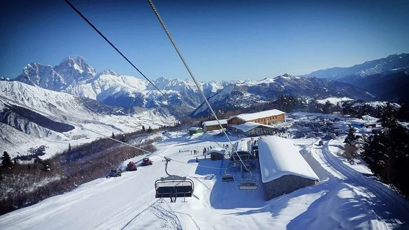The new resort of Georgia Tetnuldi: ski slopes, services, travel, accommodation 2 Горнолыжный курорт Тетнульди, подъемники
