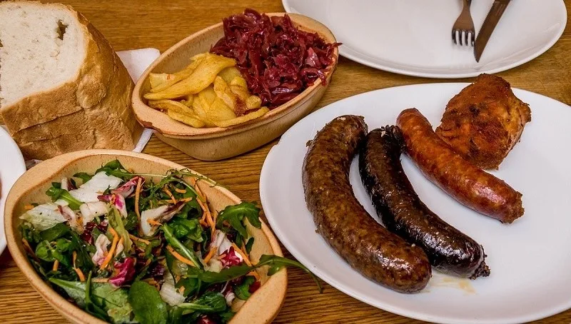 Where to relax in Budapest, an overview of prices, national cuisine 3 Блюда венгерской кухни